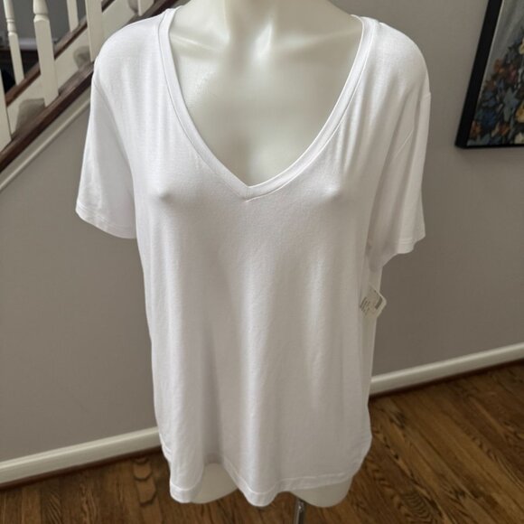 NWT Velvet by Graham & Spencer Jenny Graham Runyon Jersey Shirt White Large - Picture 2 of 4